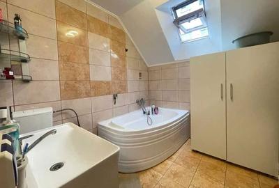 Apartament cu 3 camere decomandat în Exterior Vest - 7