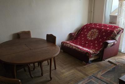 Apartament cu 4 camere decomandat în Central - 10