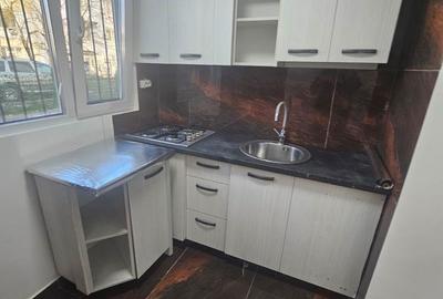 Apartament cu 2 camere nedecomandat în CET - 2