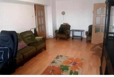 Apartament cu 3 camere semidecomandat în Tineretului - 1