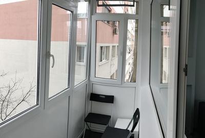 Garsonieră decomandată în Titan - 4