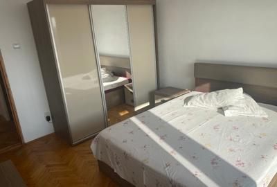 Apartament cu 3 camere decomandat în Tomis III - 9