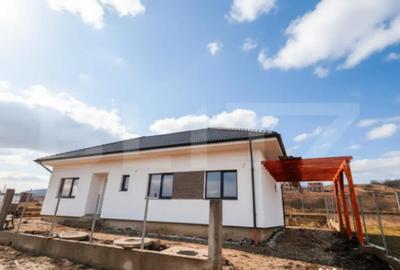 Casă cu 4 camere cu Teren 500 Mp în Chinteni - 2