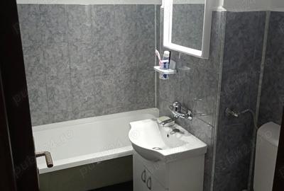 Garsonieră decomandată în Central - 2