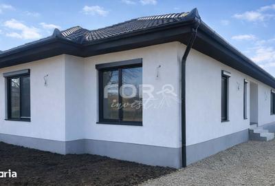 Casă cu 4 camere cu Teren 625 Mp în Oncea