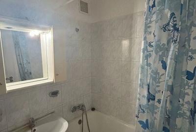 Apartament cu 2 camere decomandat în Toarcla - 3