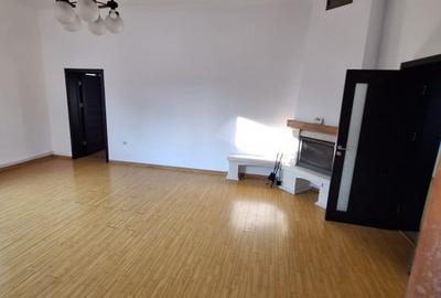 Faleza Nord, imobil P+1, 7 camere - 15