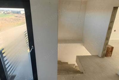 Vand casa Duplex in Via Carmina - 8