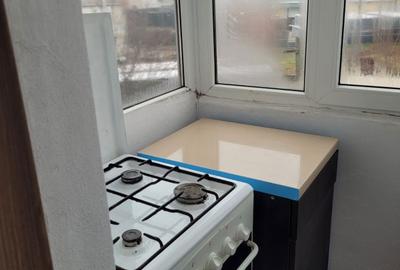 Apartament cu 2 camere decomandat în Complex Studențesc - 1