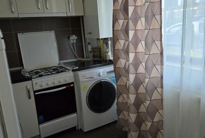 Garsonieră decomandată, mobilată în Cug - 2