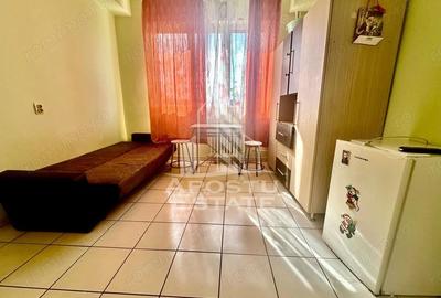 Garsonieră decomandată, mobilată în UTA - 3