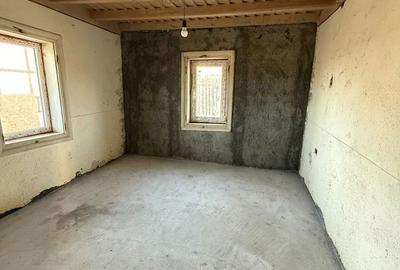 Casă cu 3 camere cu Teren 900 Mp în Central - 5