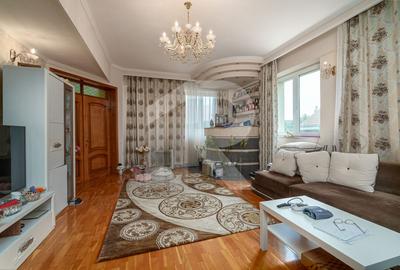 Casa cu teren de 3000 mp - ponton la lac - piscina si casa de oaspeti - 25