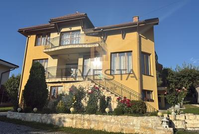 Casa individuala 187 mp utili cu teren in proprietate de 831 mp! - 1