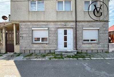 Apartament cu 2 camere decomandat, mobilat în Km 4 - 3
