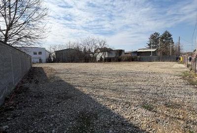 Teren de 1027 mp, în Central - 3