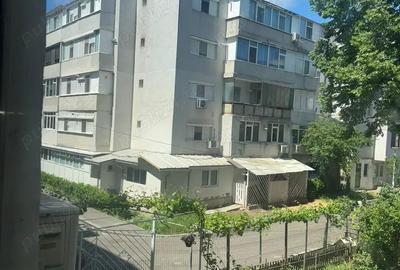 Apartament cu 4 camere decomandat în Plantelor - 10