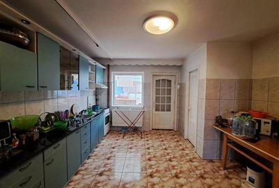 Casa alipita, P+E+M, 240 mp utili, situata in cartierul Gheorgheni! - 2