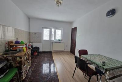 Casă cu 4 camere cu Teren 700 Mp în Recea - 8