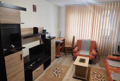 Garsonieră decomandată în Drumul Taberei