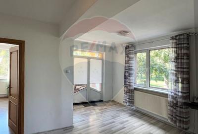 Inchiriere casa - vila cu 6 camere,  zona Cosbuc Inchiriere casa - vila cu 6 camere,  zona Cosbuc - 25