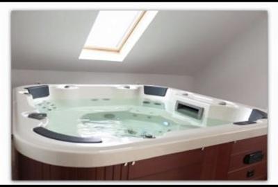 Spațiu comercial, de 1,115 mp, în Central - 6