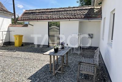 Casa 7 camere 6 bai terase teren 1180mp aproape de Castel si Poveste - 40