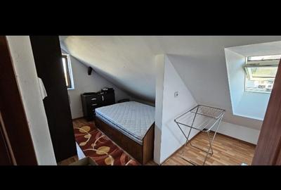 Apartament cu 3 Camere Decomandate Zona Obcini - 1