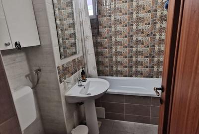 Apartament cu 4 camere decomandat în Sânmartin - 3