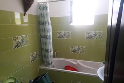Inchiriez Casa, Zona Gara Veche, Piatra Neamt, 5 camere + bucatarie - 6
