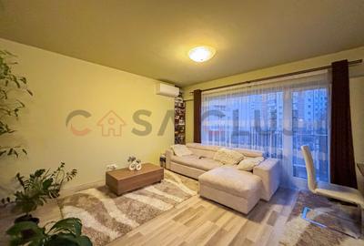 Apartament cu 3 camere semidecomandat, mobilat în Central