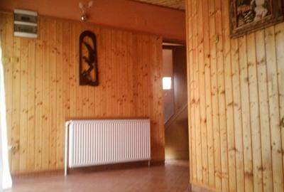 VILA SAU CASA DE VACANTA IN VALEA PRAHOVEI ,BREAZA CEL MAI CURAT AER DIN ROMANIA - 12