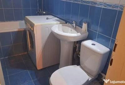 Apartament cu 2 camere semidecomandat în Hotvon