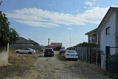 Teren de 450 mp, în Lazu - 10