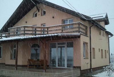 Vila 7 camere Ghimbav - 2