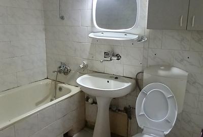 Garsonieră decomandată în Plopilor - 2