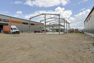 Spațiu industrial, de 2,928 mp, în Est - 19