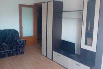 Apartament cu 2 camere decomandat în Dacia