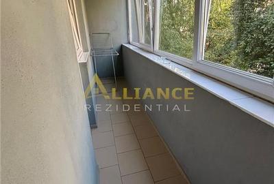 Apartament cu 3 camere semidecomandat în Central - 4
