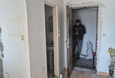 Garsonieră decomandată în Central - 2