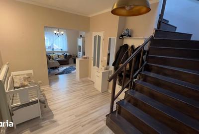Casă cu 6 camere cu Teren 439 Mp în Petros - 11