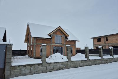 Vand casa la rosu, intabulata cu AC pana in 9/2027 - 6