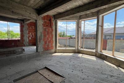 Vila la rosu intr o zona rezidentiala exclusivista Halchiu - 19