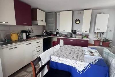 Casă cu 8 camere cu Teren 700 Mp în Rădăuți - 5