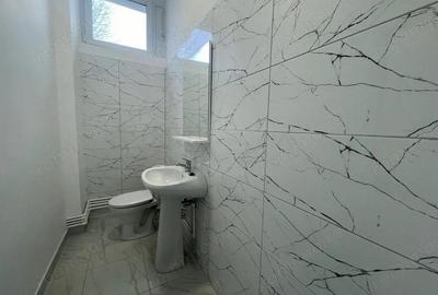 Vanzare spa?iu comercial - renovat - Rovinari - 1