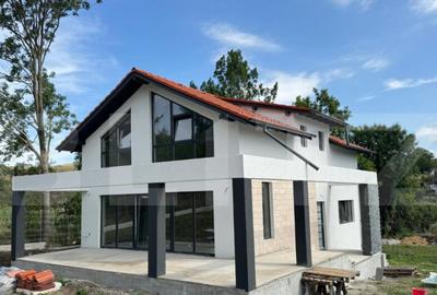 Oferta! Casa semifinisata, cu priveliste, 750 mp teren, Sali Oferta! Casa semifinisata, cu priveliste, 750 mp teren, Sali - 2