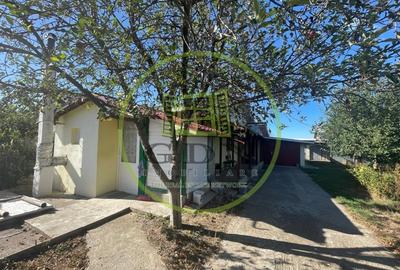 Casa parter cu garaj construita in 2011, cu teren de 511mp in Mogosesti Dolj - 2