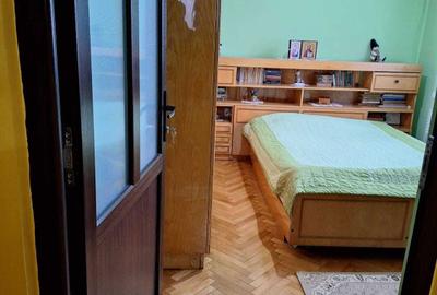 Casă cu 4 camere în Central - 3