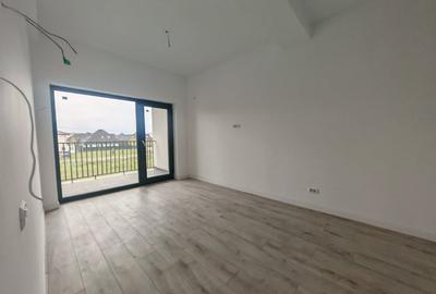 Casă individuală cu 4 camere cu Piscina în Tunari - 4