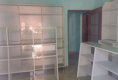 Spațiu comercial, de 58 mp, în Central - 5